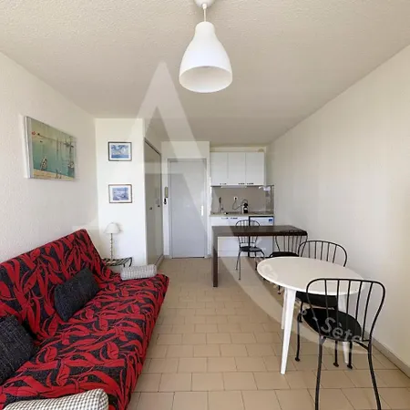 Front De 4 Personnes Apartament